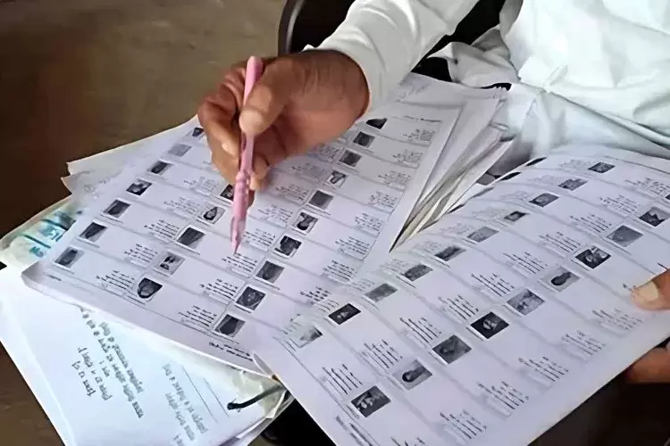 بنگال میں ایس آئی آر پر سیاسی ہلچل، دو لاکھ سے زیادہ دعوے و اعتراضات، ترنمول سرفہرست