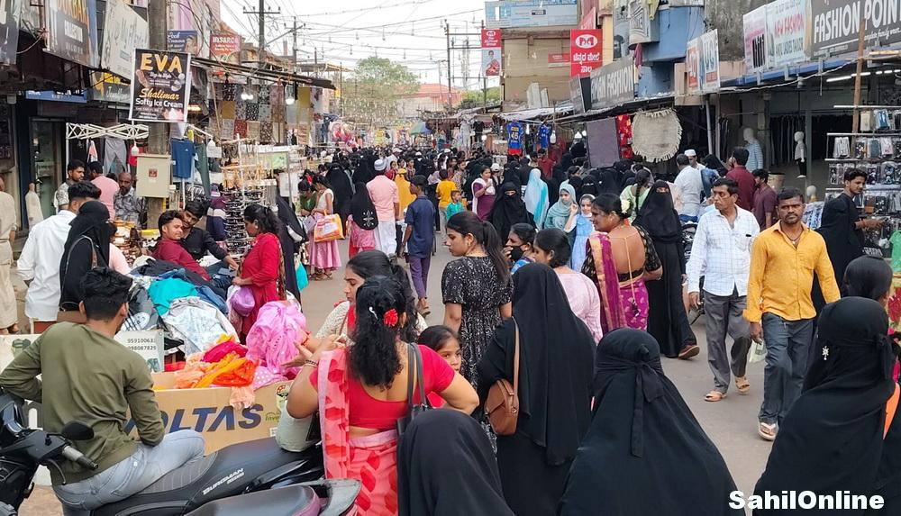 بھٹکل کا رمضان بازار: ہندو مسلم بھائی چارگی اور سماجی ہم آہنگی کی درخشاں مثال