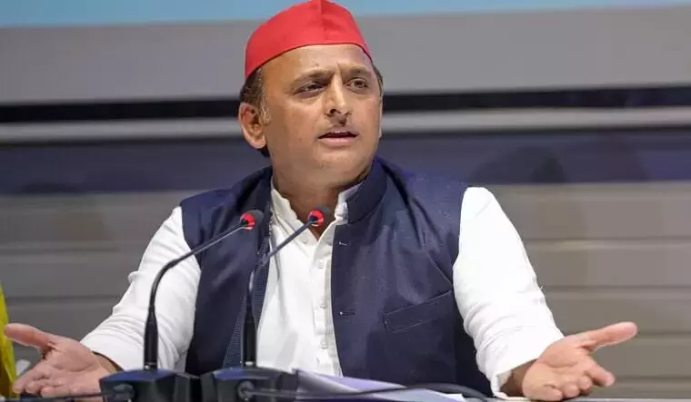 2027 کے انتخابات میں سماج وادی پارٹی اقتدار میں آتی  ہے تو غریب خواتین کو ہر ماہ دئے جائیں گے تین ہزار روپئے؛ اکھلیش یادو کا اعلان