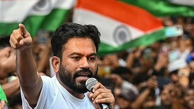 کاکروچ پارٹی کا دیپک بالیان کی حراست کا الزام، دیپکے نے کہا؛ پارٹی ہر حال میں 10 اکتوبر کو جنتر منتر پر کرے گی احتجاج