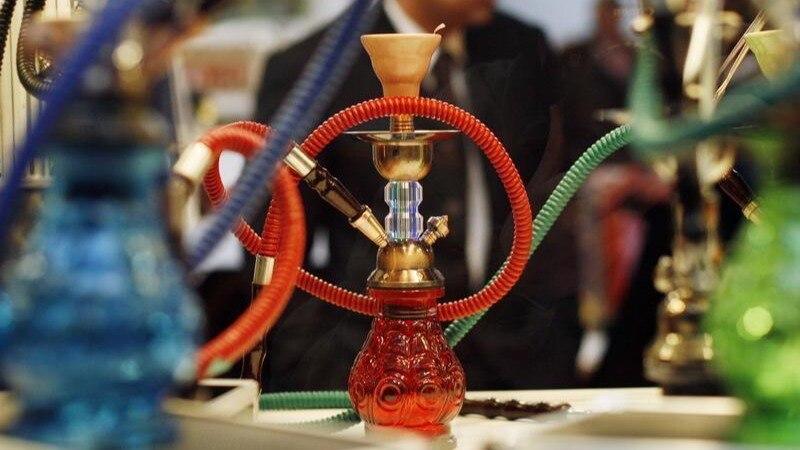 کرناٹک میں حقہ بار پر مکمل پابندی، 21 سال سے کم عمر والوں کو سگریٹ فروخت ممنوع، عوامی مقامات پر تھوکنے پر 1000 روپے جرمانہ