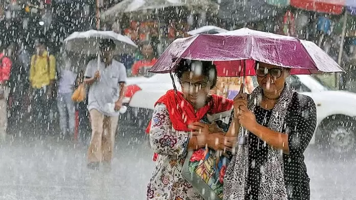 ملک بھر میں موسمیاتی انتباہ: طوفان، بارش اور لُو کے خدشے کے پیش نظر کئی ریاستوں میں الرٹ جاری