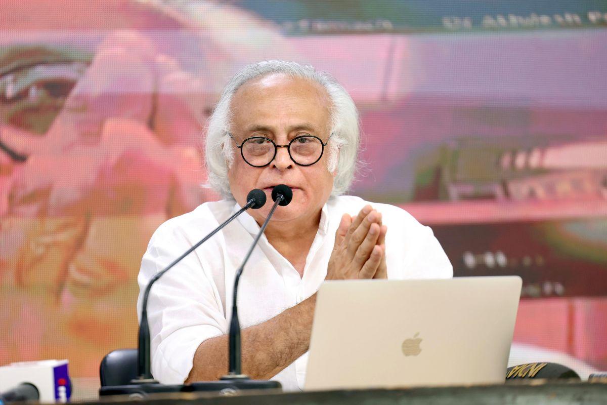 منریگا کی دو دہائی مکمل، جے رام رمیش نے تنخواہوں اور بجٹ میں کٹوتی پر حکومت کو آڑے ہاتھوں لیا